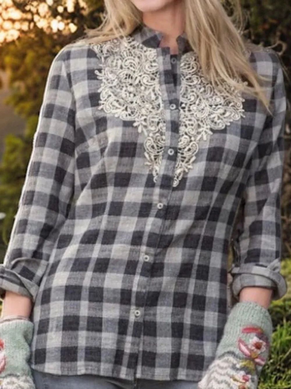 SUNDANCE Cassidy Gray Buffalo Plaid Floral Lace Detail Button Up Shirt M